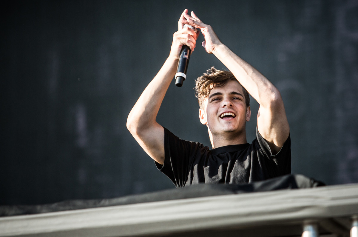 Martin Garrix Announces Release Date Of His Debut Club Album, “Sentio ...